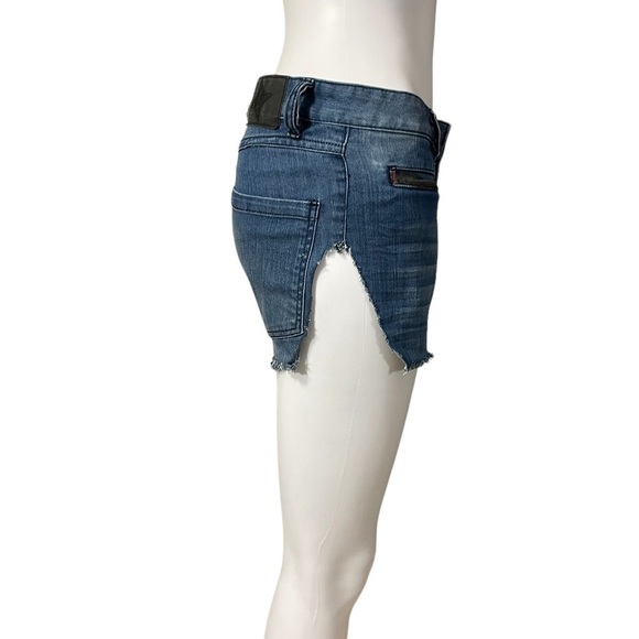 Bcbg Side Slit Open Mini Cut Off Shorts - Picture 5 of 10